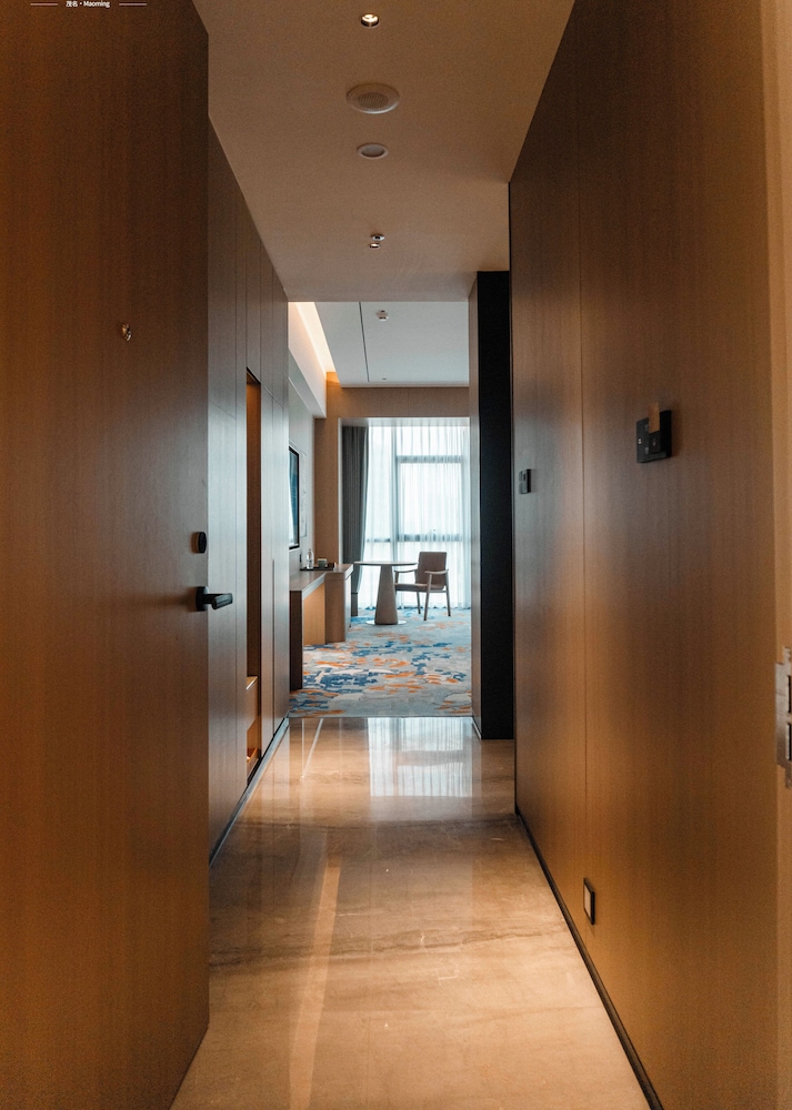 Superior Room, Garden View