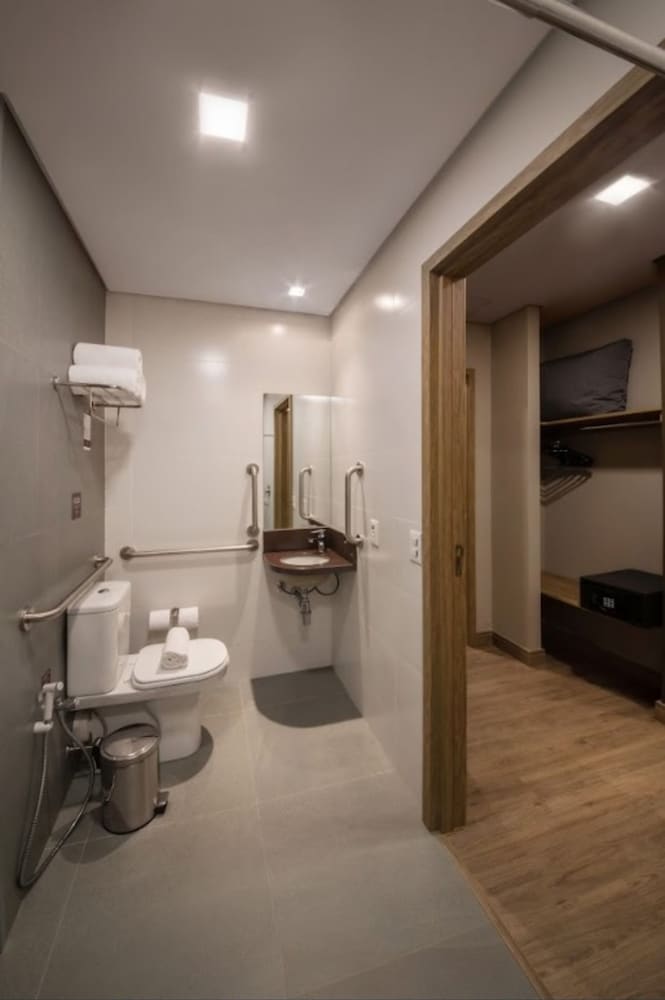 Luxury Room - Photo 5