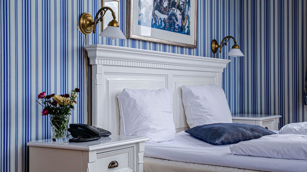 Superior room with view