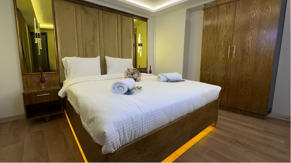 Deluxe Double Room photo 3