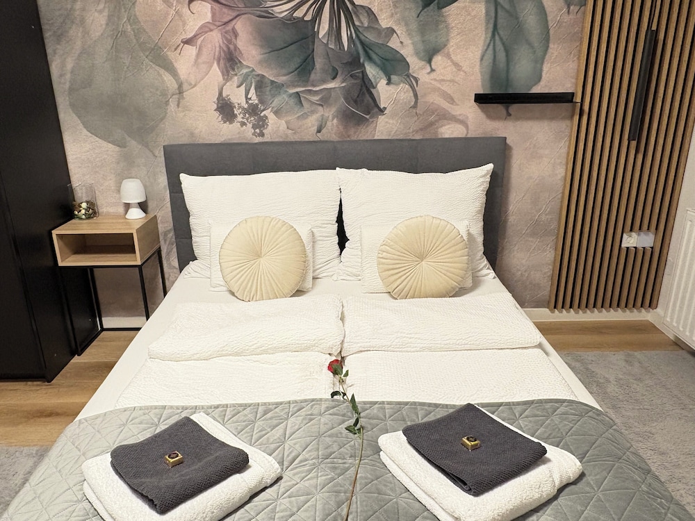 Luxury Suite photo 2
