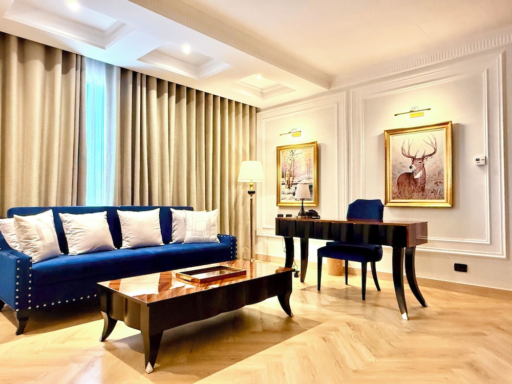 Exclusive Suite photo 1
