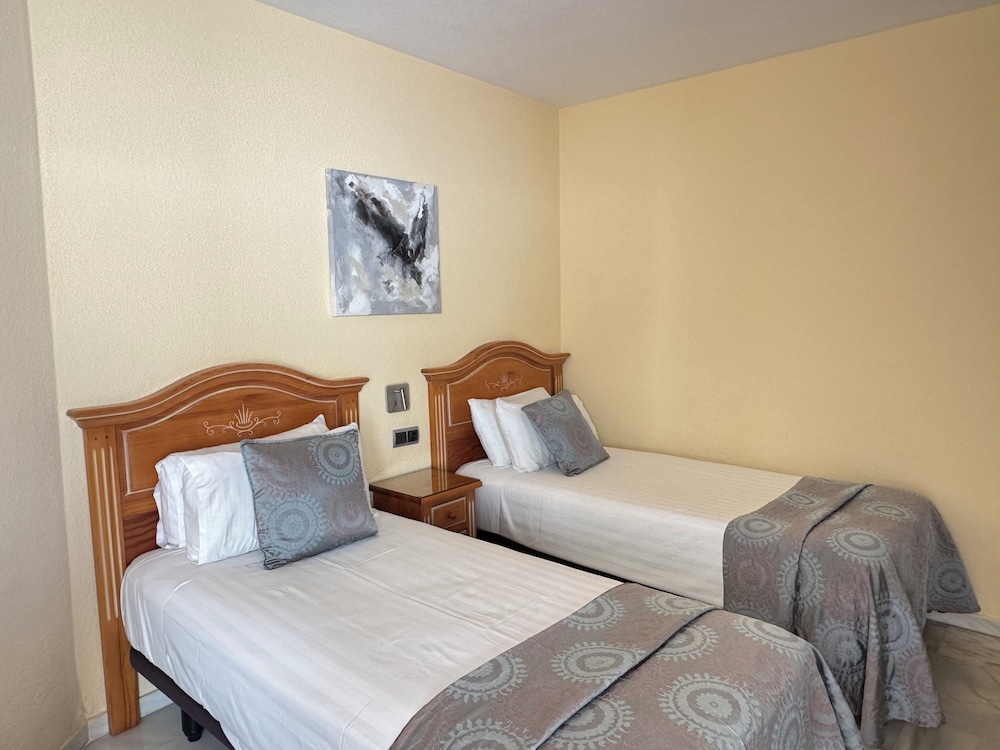 Apartamento Clásico, 2 Dormitorios, Terraza