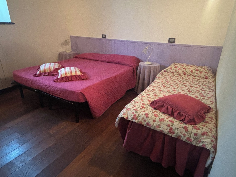 Basic Triple Room