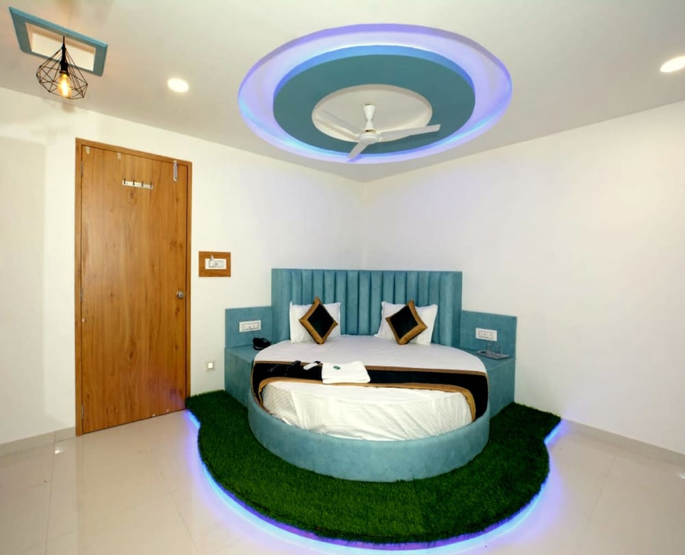 Luxury Room