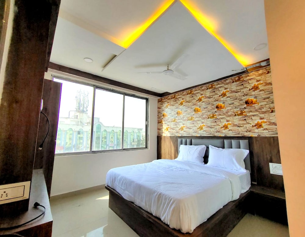Deluxe Triple Room - Photo 2