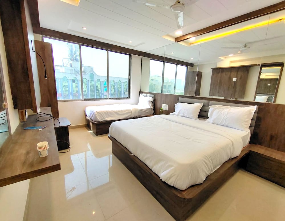 Deluxe Triple Room - Photo 4