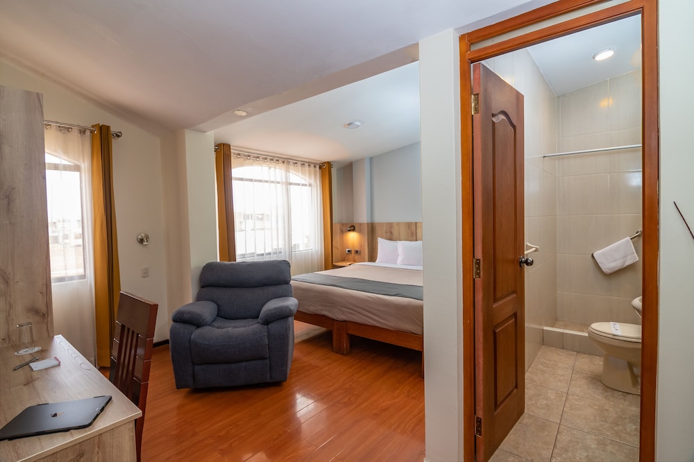Premium Room, 1 King Bed