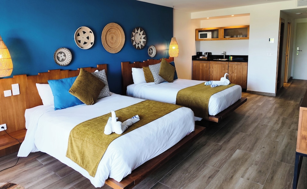 Ocean Deluxe 2 Full Beds