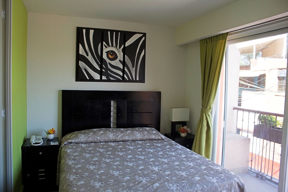 Standard room with fan photo 3