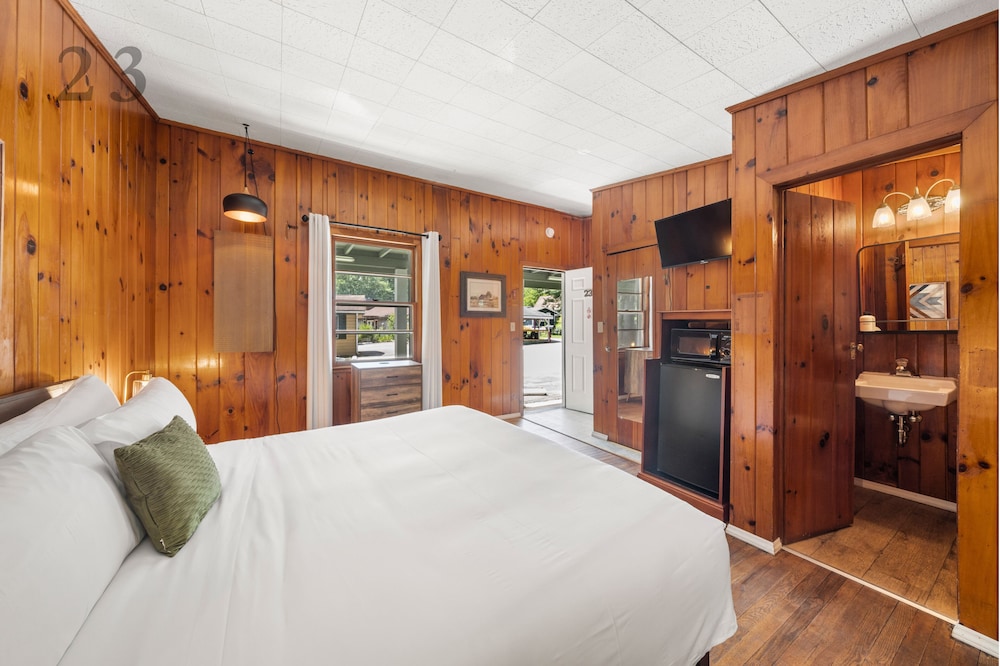 Comfort Room, 1 King Bed