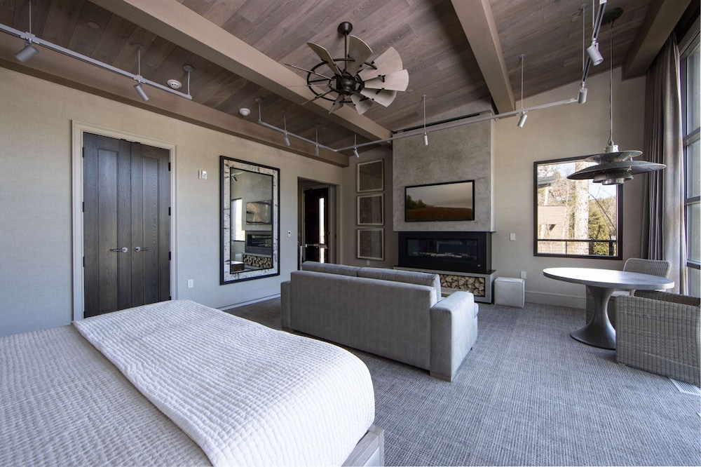 Premium Cabin, Balcony photo 2