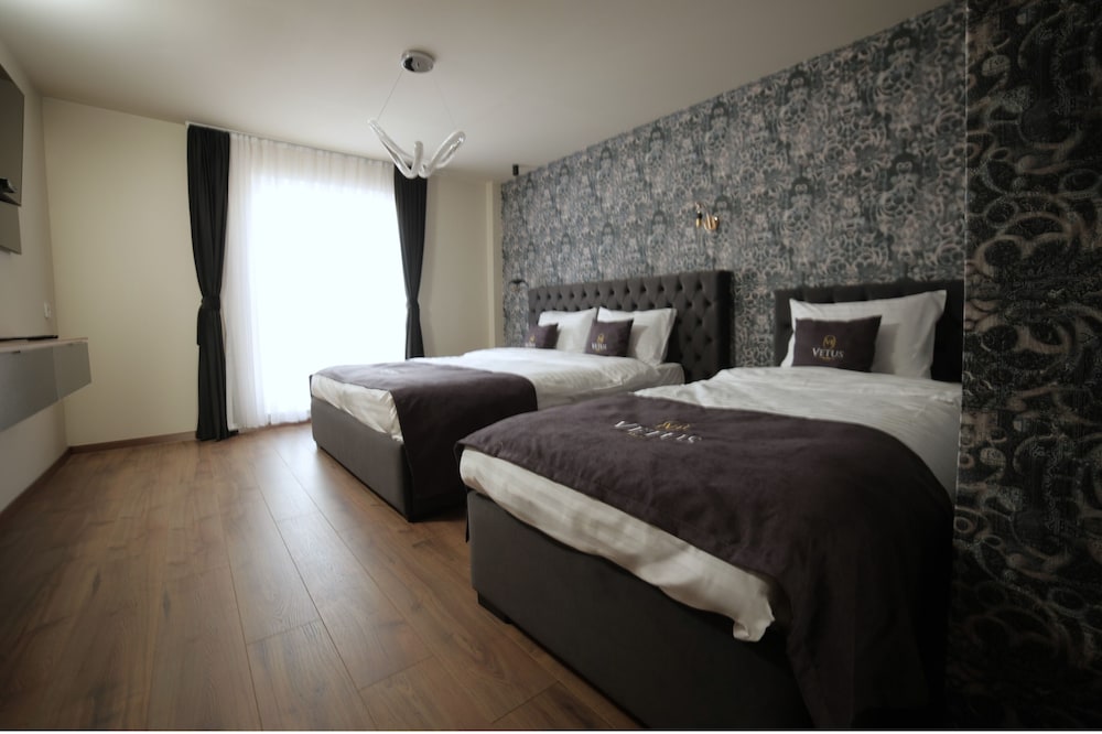 Deluxe Triple Room - Photo 5