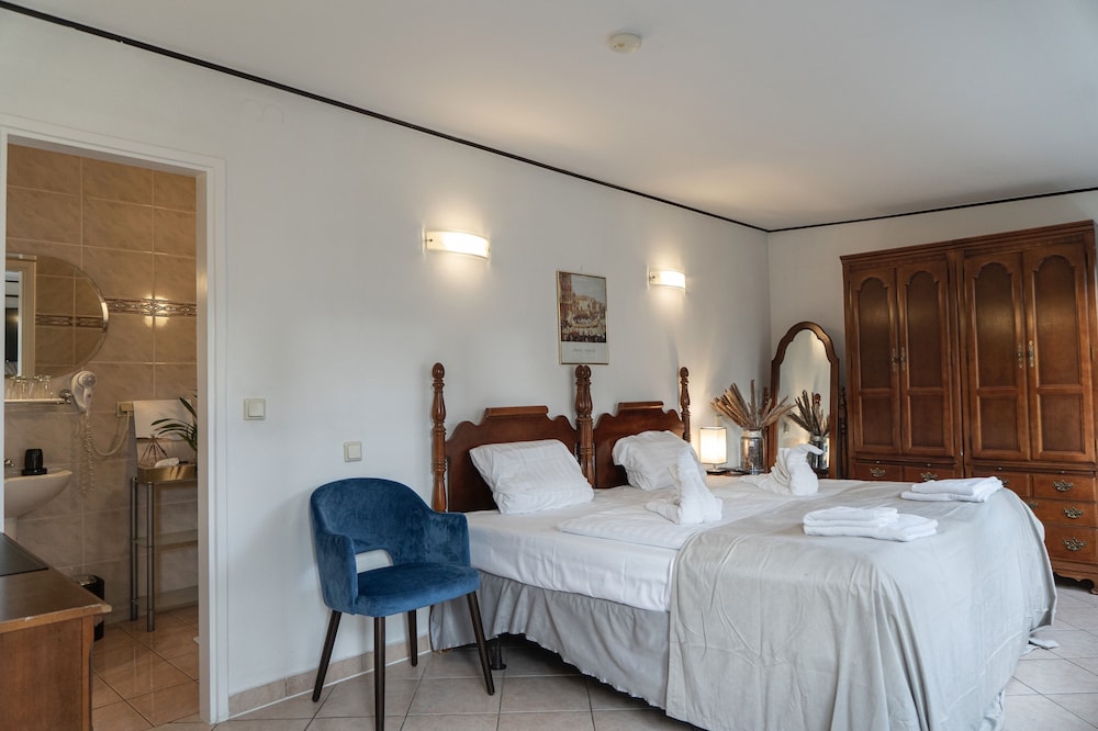Double Room, Private Bathroom photo 2