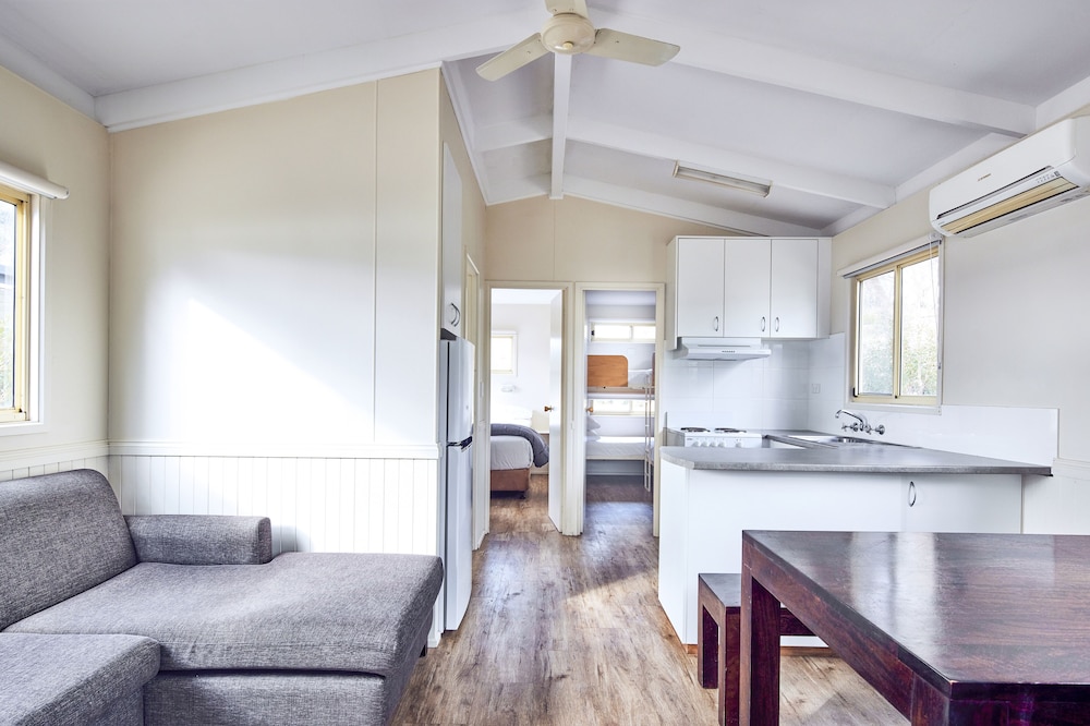 Lake View Villa - Equal Access photo 3