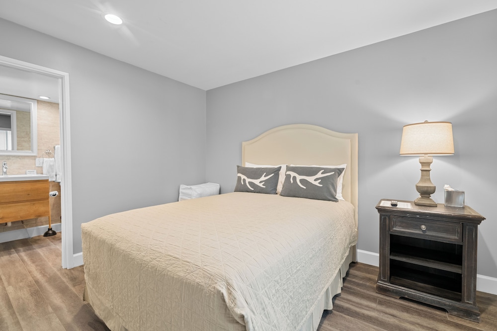 Premium Cabin - Photo 1