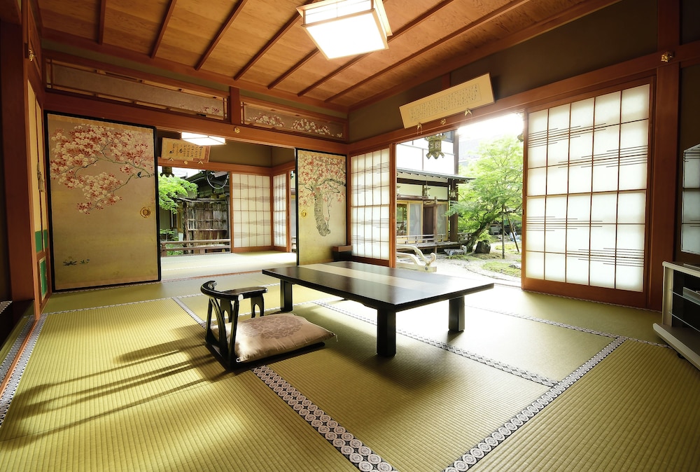 Superior Suite, Non Smoking, Garden View photo 1