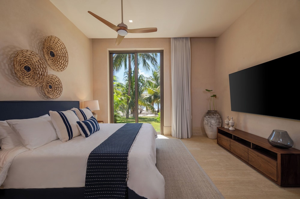 Luxury Apartment, 4 Bedrooms, Garden View, Oceanfront