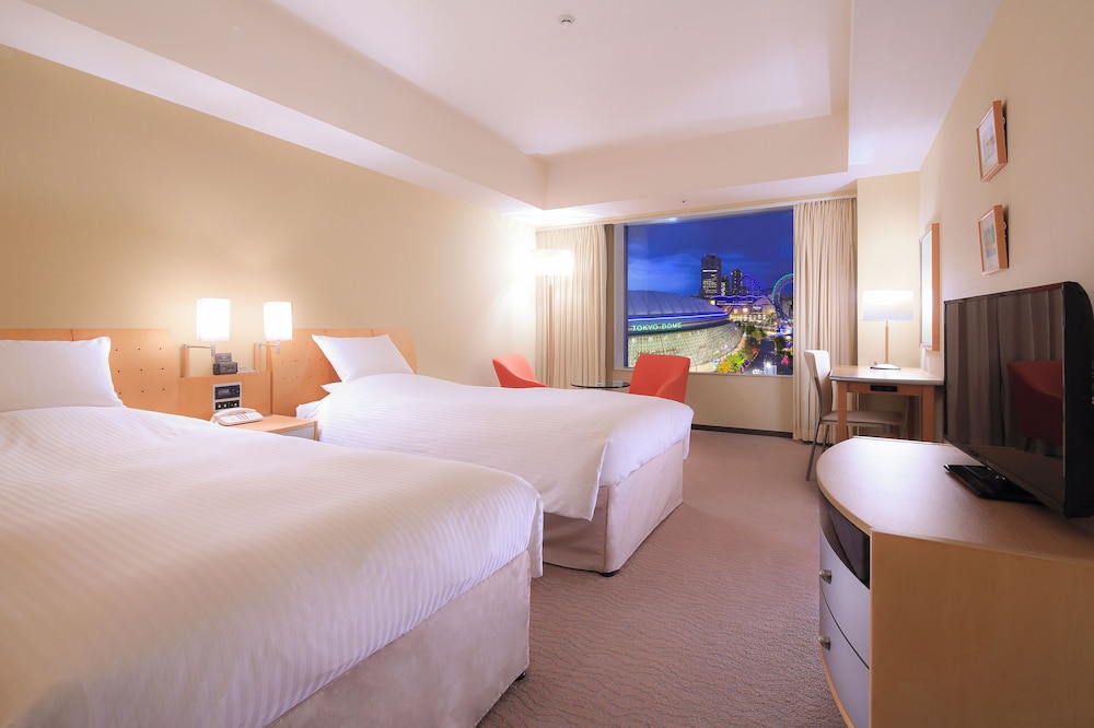 Twin Room, Smoking (9-22f)