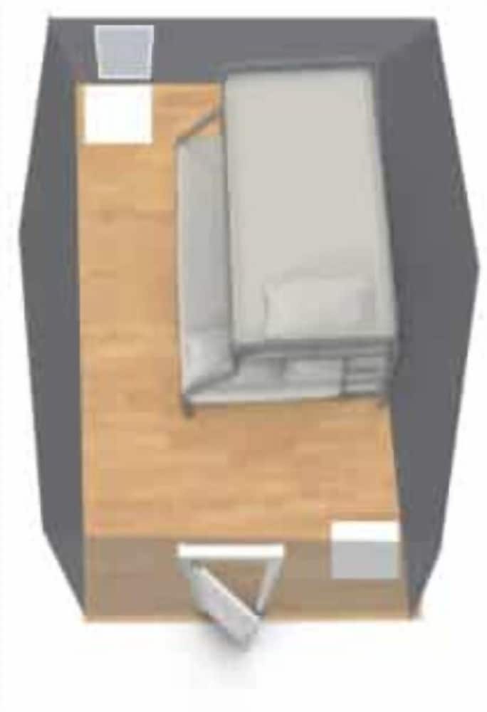 Basic Room (Aragon) photo 3