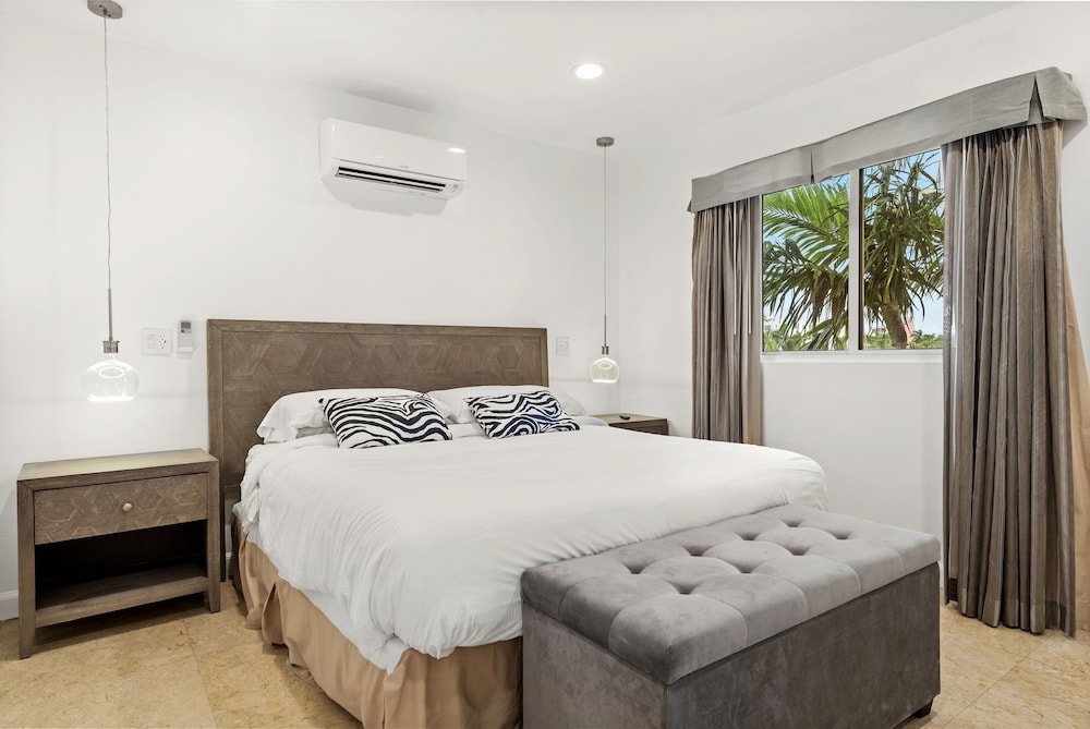 Junior Penthouse, 2 Bedrooms, City View