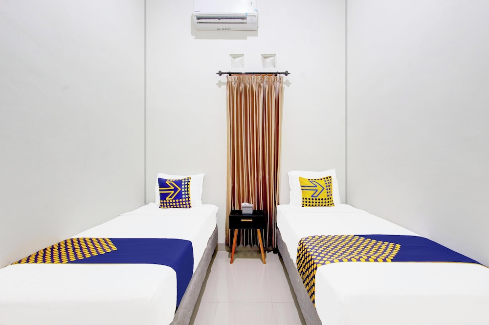Standard Twin Room photo 2