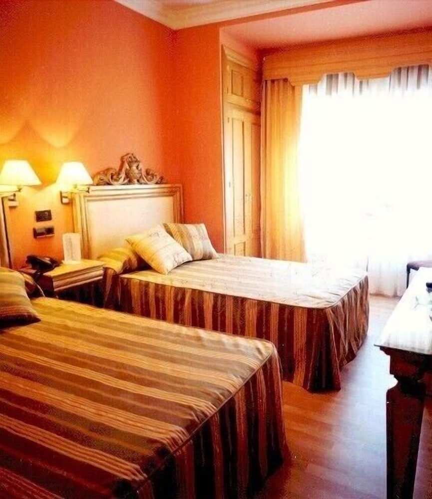 Double Room, 2 Twin Beds