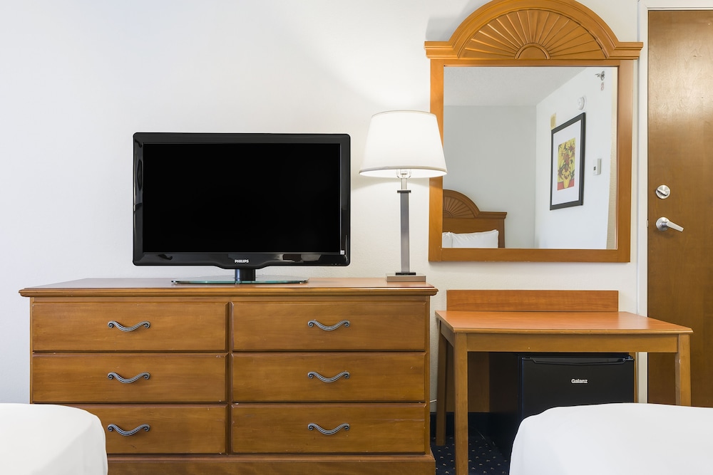 Standard Double Room, 2 Double Beds photo 2