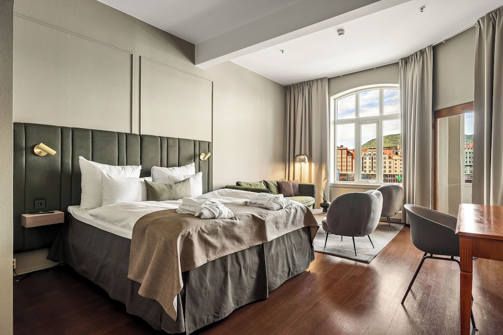 Deluxe Room - Photo 1