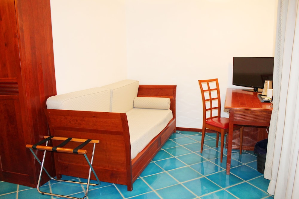 Economy Single Room photo 2