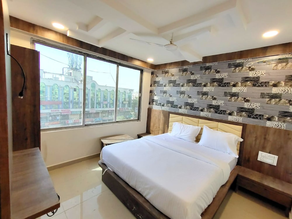 Deluxe Triple Room - Photo 5