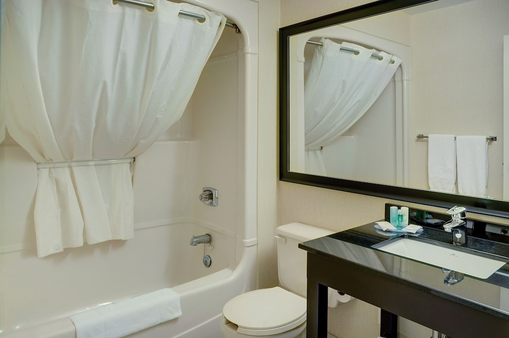 Standard Room, 1 Queen Bed with Sofa bed, Ground Floor - Photo 9