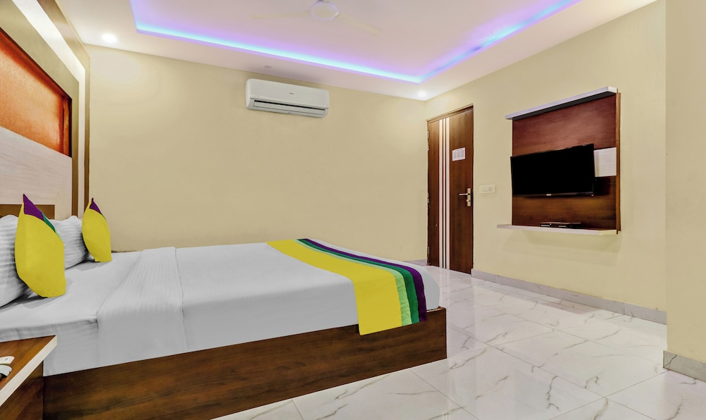 Superior Double Room, 1 King Bed, Non Smoking, Air conditioning photo 2