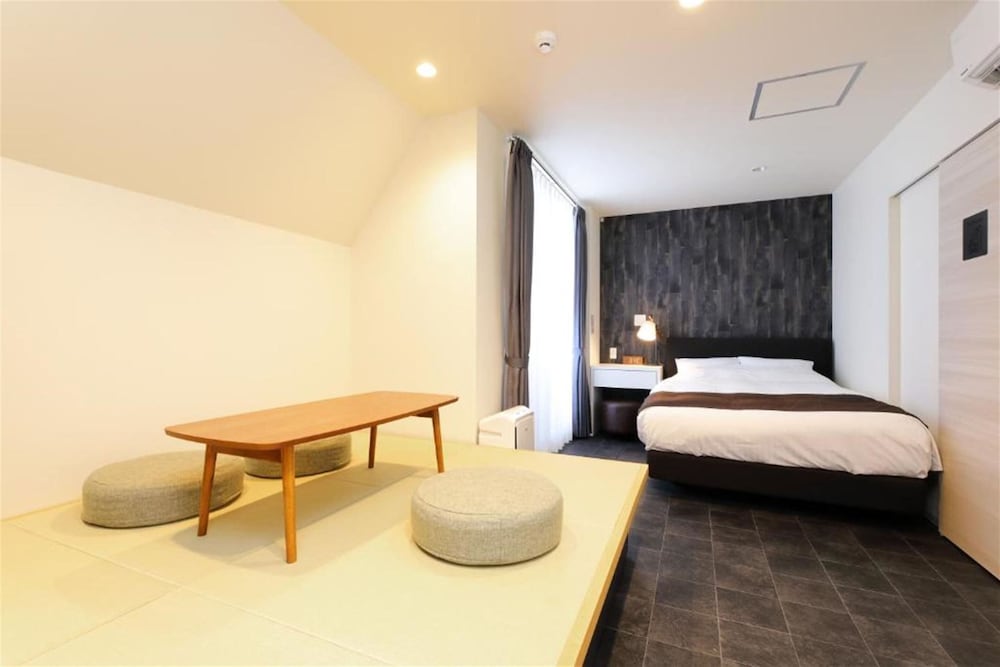 Room for 3 People, Non Smoking
