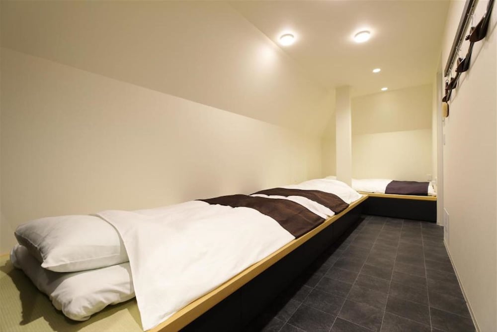Room for 4 People, Non Smoking photo 3