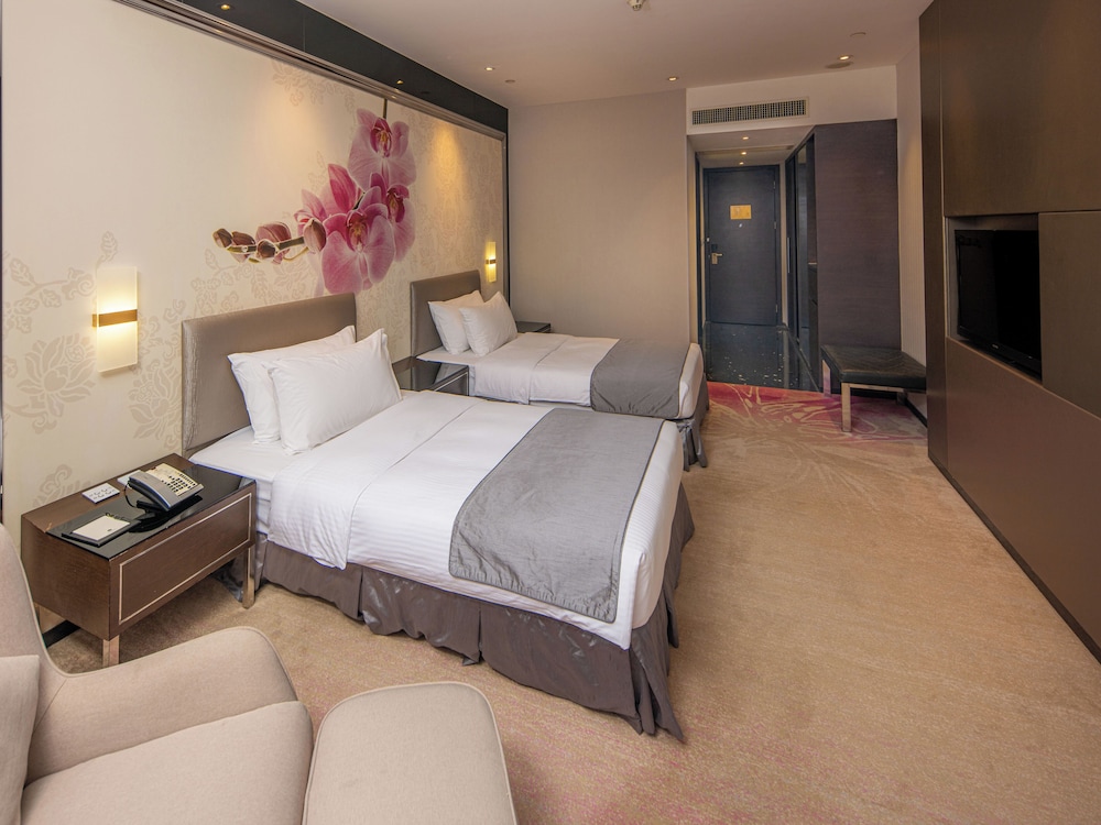 Deluxe Twin Room - Photo 2