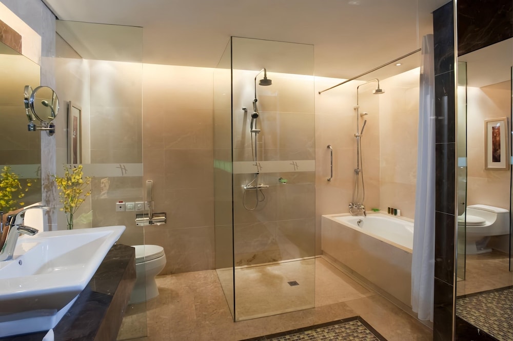 Suite, 1 King Bed
