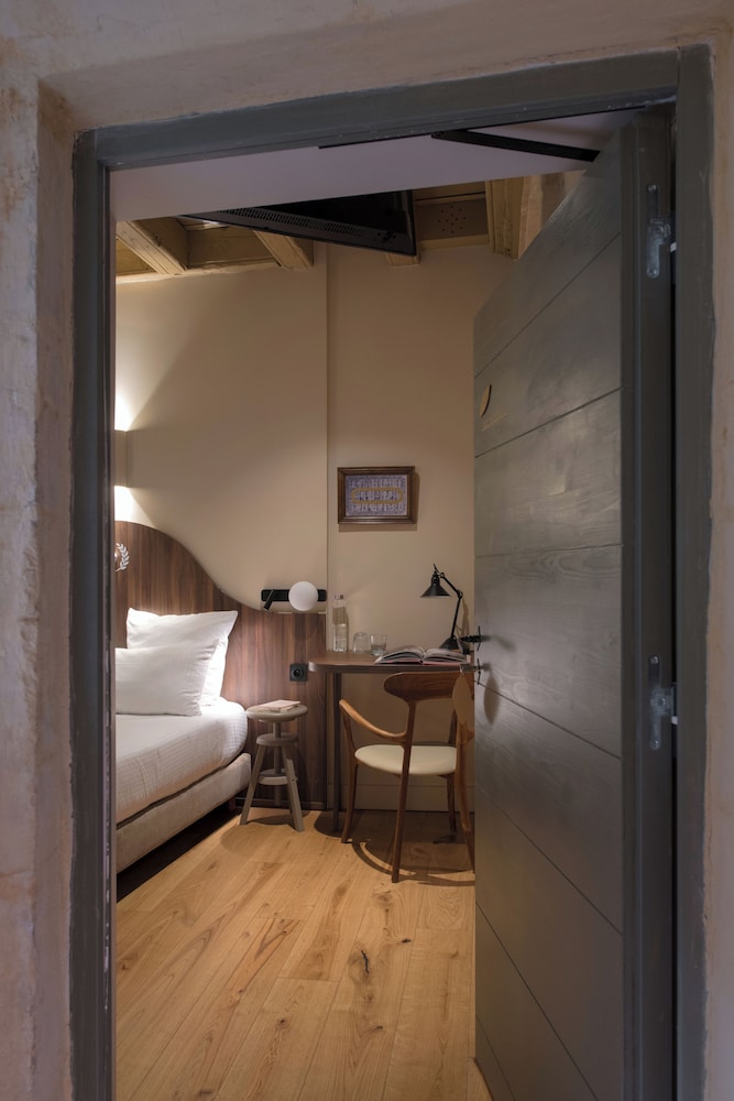 Double Room with Shower photo 3