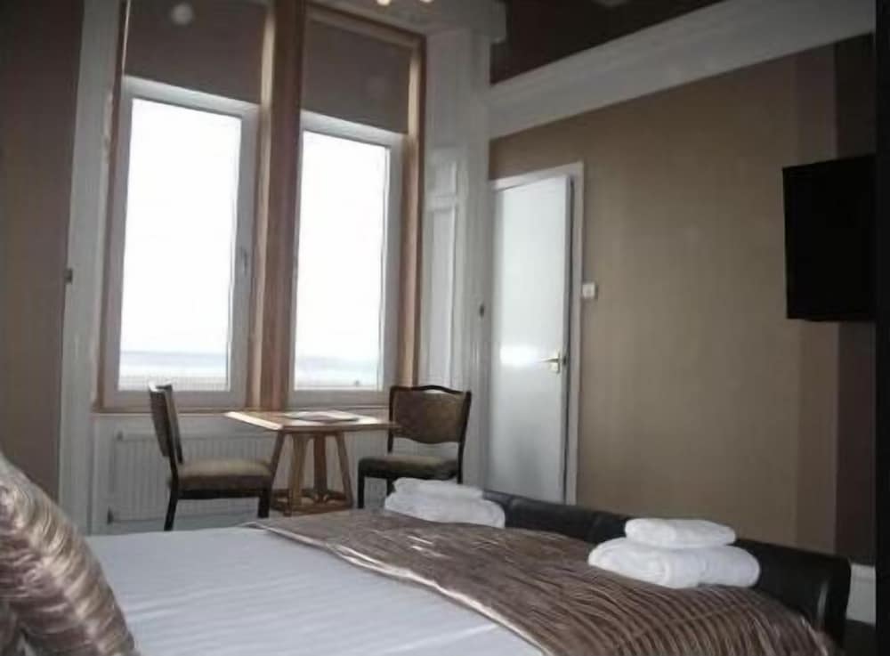 Double Room, Ensuite, Sea View photo 1