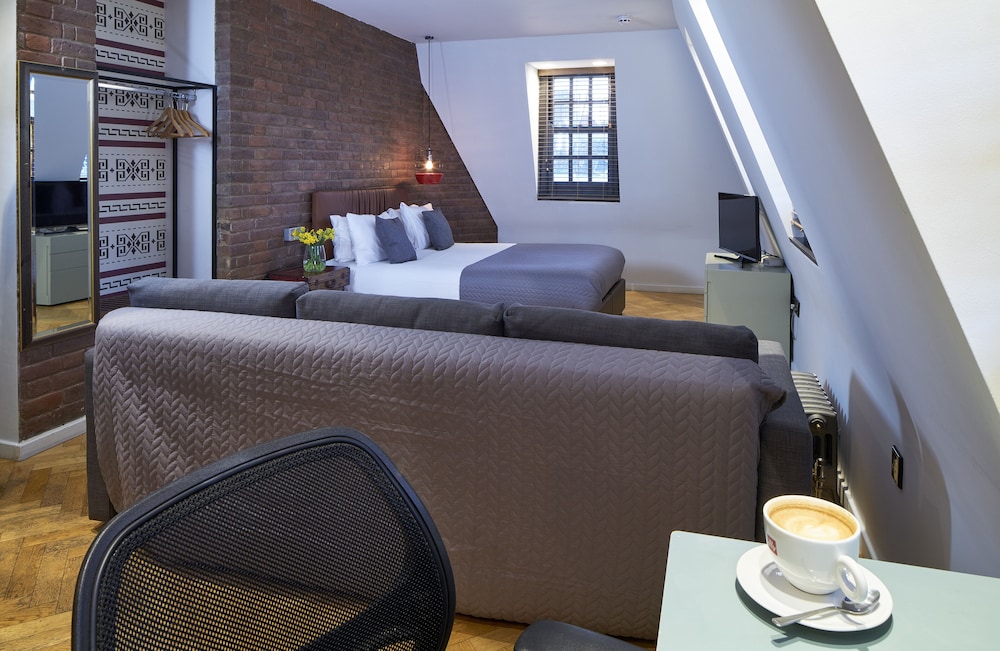 Junior Studio Suite photo 3