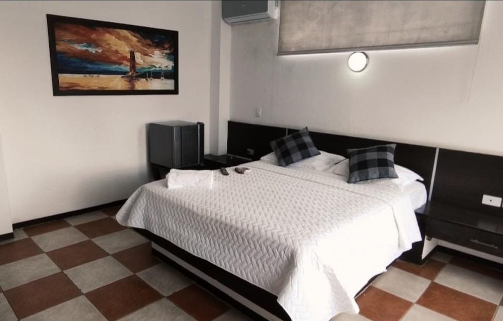 Honeymoon Room photo 3
