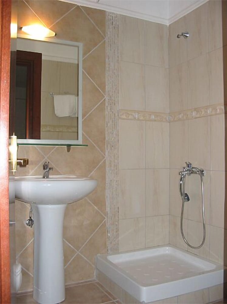 Classic Double or Twin Room photo 2
