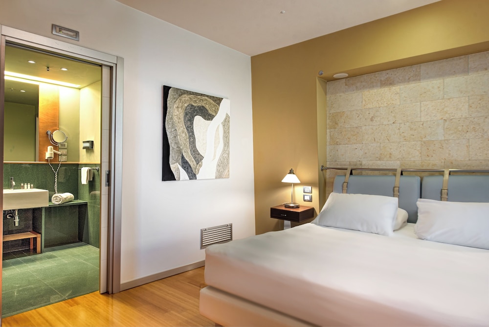 Panoramic Suite, Terrace, Sea View - Photo 3
