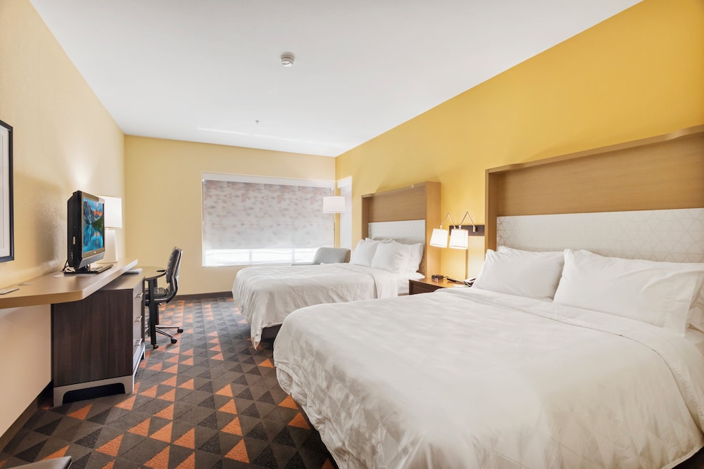 Suite, 2 Queen Beds (Additional Living Area) - Photo 3