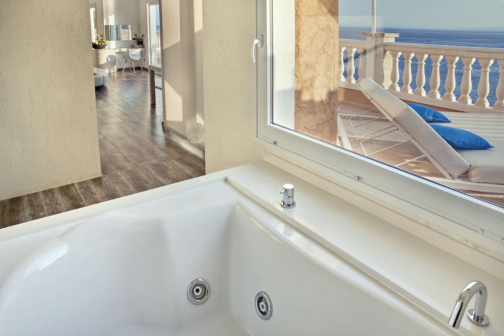 Penthouse, Terrace, Sea View photo