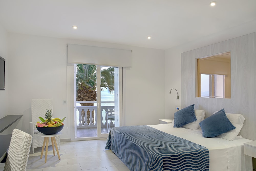 Comfort Room, Terrace, Sea View Comfort Room, Terrace, Sea View