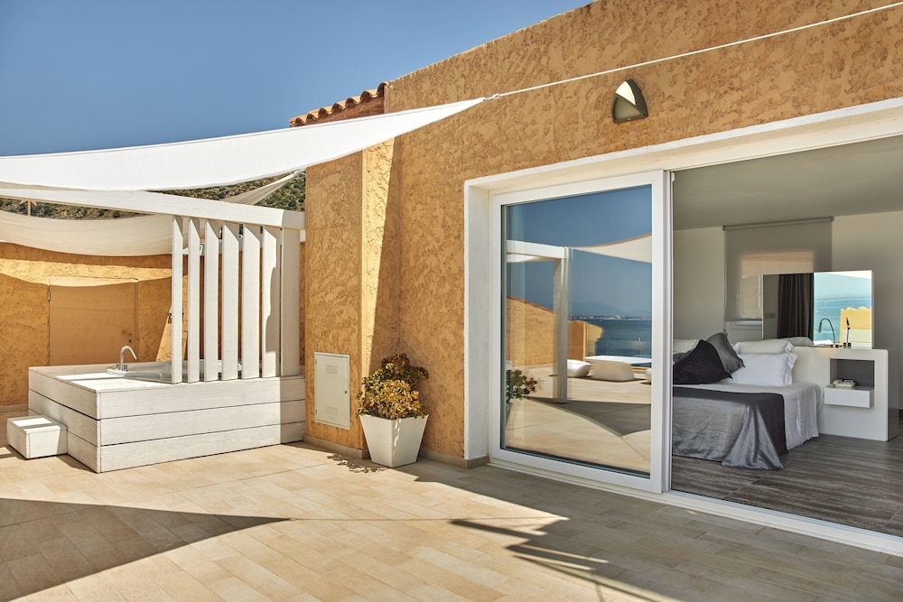 Superior Penthouse, Terrace, Sea View photo 3