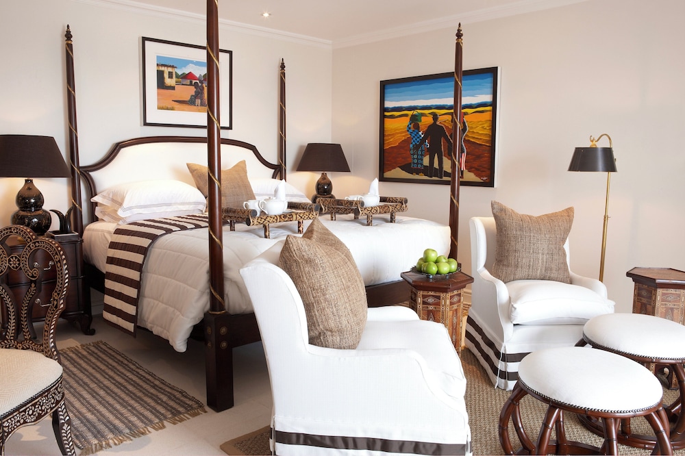 Sea Facing Cabana (King) - Photo 2