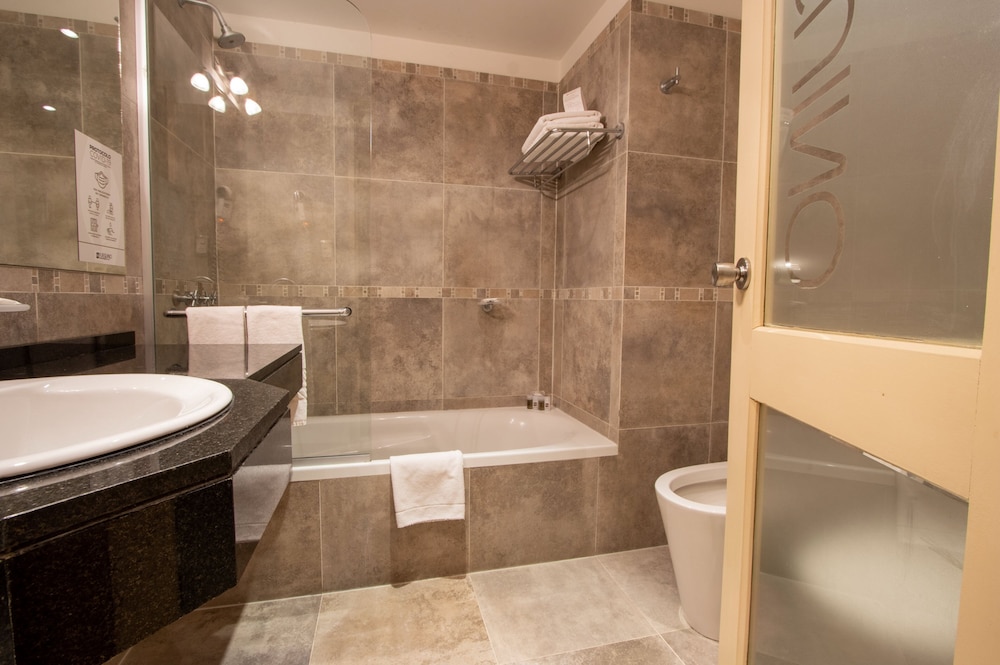 Standard Triple Room photo 3