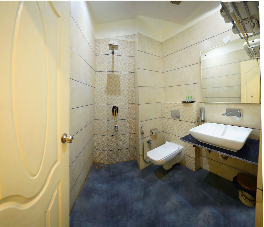 Superior Room - Photo 34